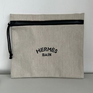 HERMES BAIN SWIM WEAR BAG. NEW. ZIPER POUCH.